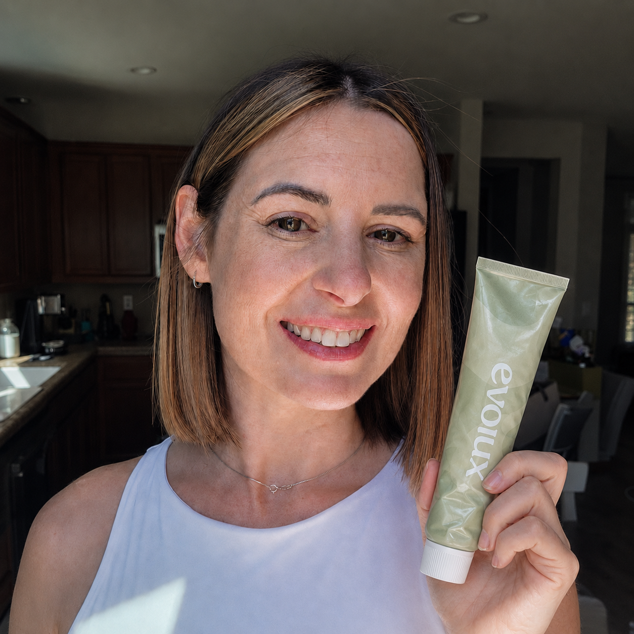 EVOLUX™ – Pasta Dental de Fórmula Avanzada | Elimina el Mal Aliento, Blanqueado Natural Progresivo